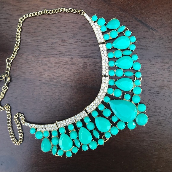 Tiffany Blue Faceted Gem Bib Statement Necklace - Picture 3 of 3